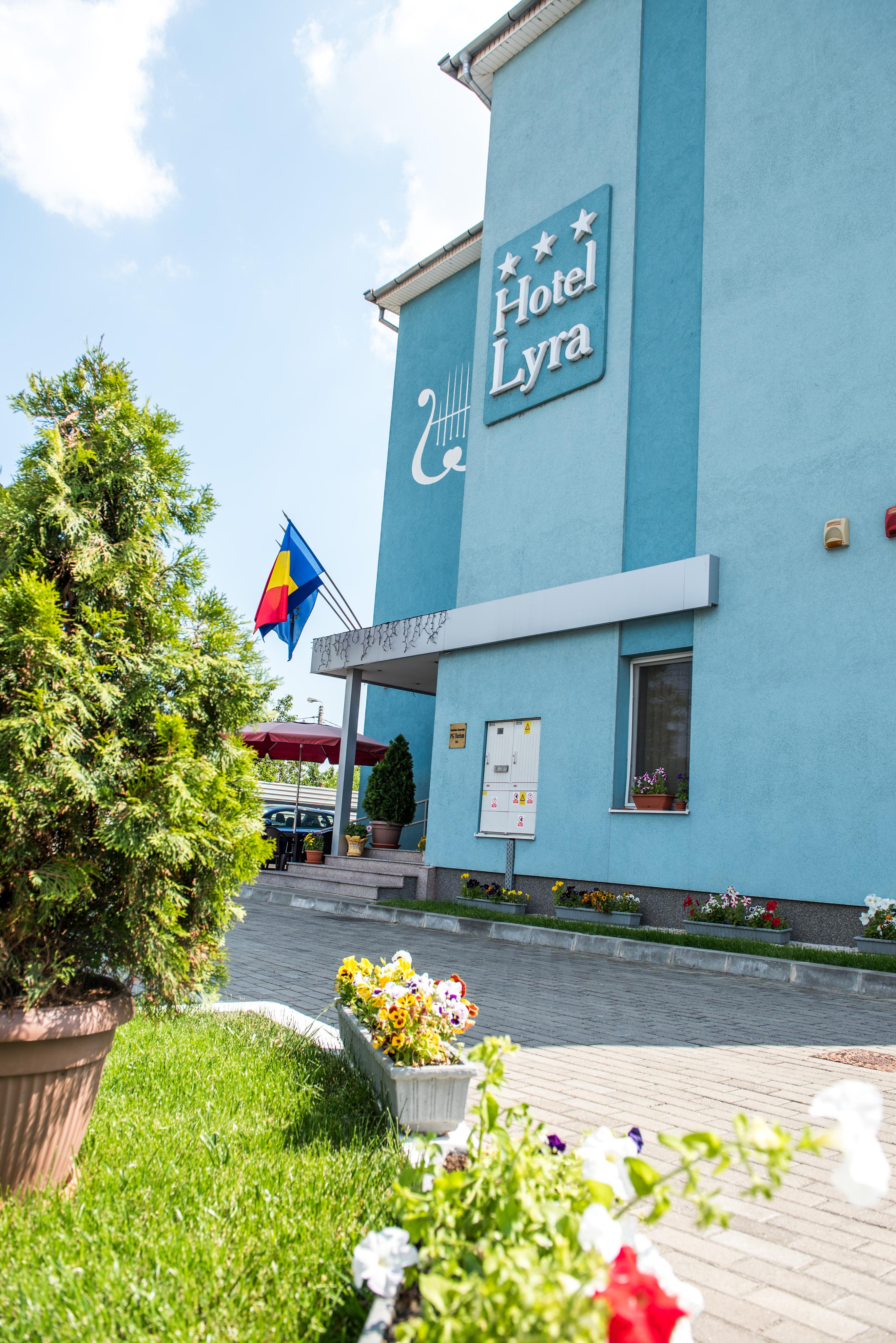 Hotel Lyra Oradea Exterior foto